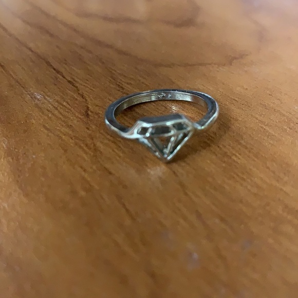 Statement Ring Lot ❣️❣️❣️ - Picture 9 of 11